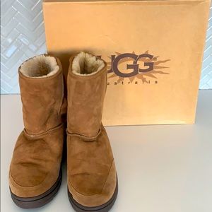 Mens Ugg Boots - Tan - size 10